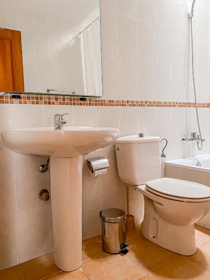 شقة Habitacion Privada + Bano Privado En La Vivienda كوراليهو المظهر الخارجي الصورة